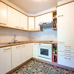 Prima Vera With Balcony By Interhome Apartman *