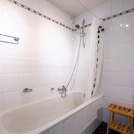 Prima Vera With Balcony By Interhome *