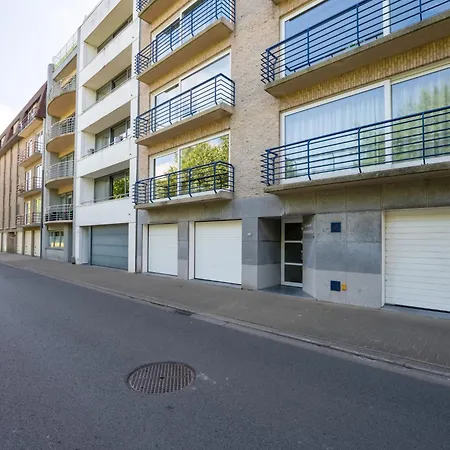 Prima Vera With Balcony By Interhome *